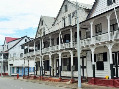 Straat Paramaribo